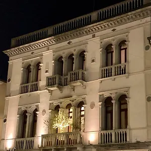 Bed & Breakfast Palazzina Mori - Luxury, San Dona di Piave