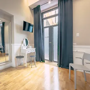 Trastevere Glasshouse 3* Rome